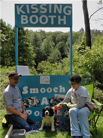 3RD PLACE FUN CATEGORY: Smooches for Pooches, Lisa Spangenberg