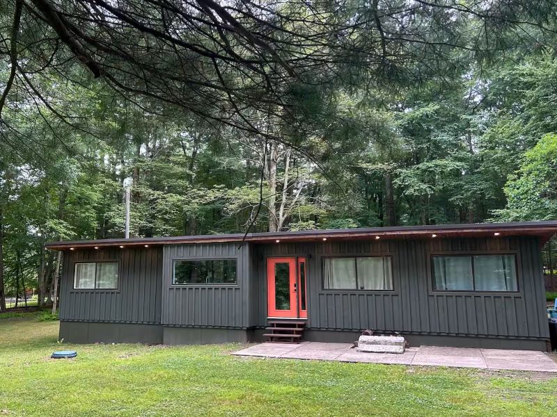 Book Your Holiday Stay at The River Retreat